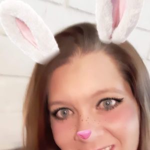 Meet your Posher, Carrie